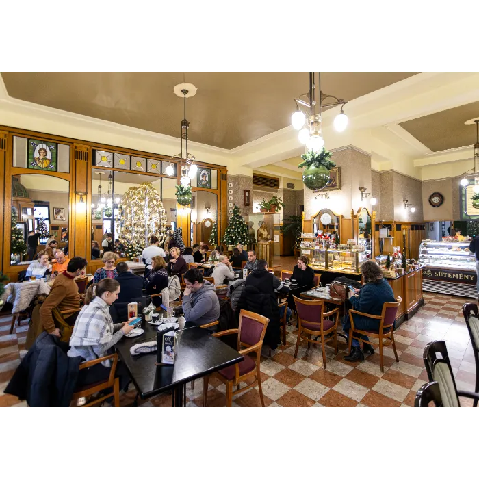 Esztergomi Központi Kávéház